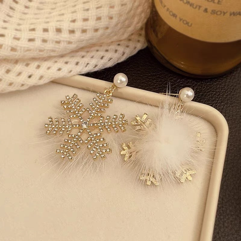 Christmas Snowflake Earrings Women's Full Diamond Pearl Plush Earrings